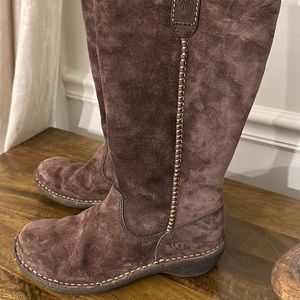 Ugg swell size 6. Excellent condition